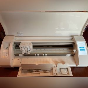 Silhouette Cameo 3 Bundle with Accessories